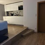 Romantic Apartment By The City Center